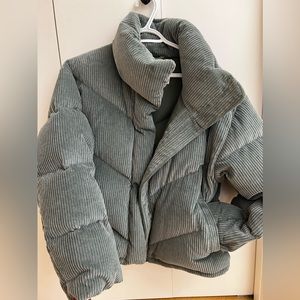 Wilfred Cloud Puff Size Small